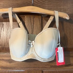 Curvy Kate Luxe Strapless Bra. Size 32DDD